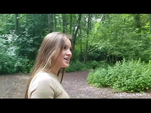❤️ Na ba da shawara ga Evelina cewa mu yi fuck a wurin jama'a! Tace eh. Sai na bata ta a jaki na cusa mata baki. Sai taji haushin kanta. ️ Batsa na Rasha